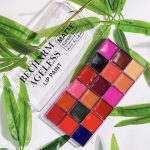 Becharm lip pallet