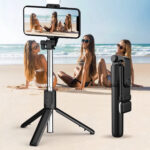 SELFIE STICK WITH LIGHT